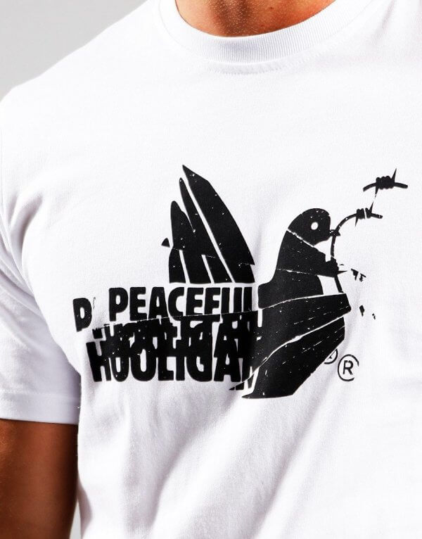 Peaceful Hooligan бяла тениска Cracked